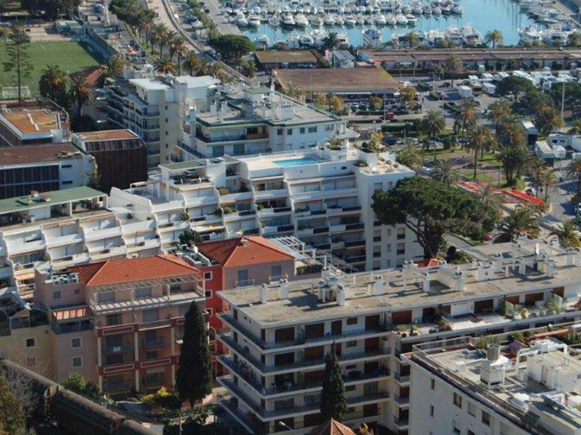 Menton, 3 Pièces, 5 Personnes - Fr-1-196-290 Appartamento *